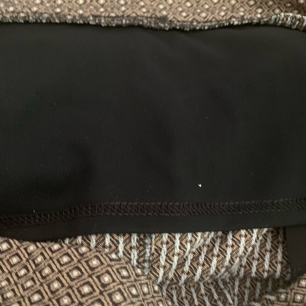 CHICOS ANKLE PANTS - Picture 3 of 7